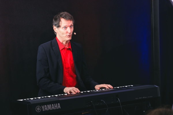 Konstantin Schmidt006